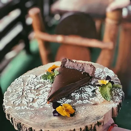 грибова хата 宾馆 布克维