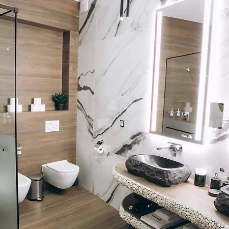 грибова хата Bukovel