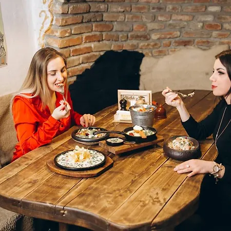 грибова хата Han/Misafirhane