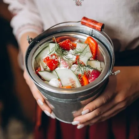 грибова хата 宾馆 布克维