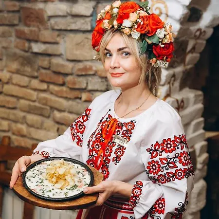 宾馆 грибова хата